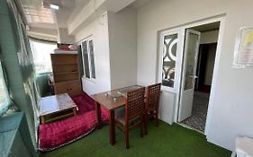 City Centre Hamza 1 Min Metro 2 Bed Apartment. New